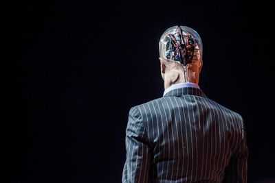 Can politicians catch up with AI?