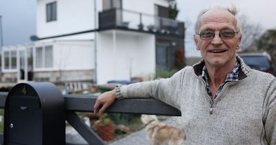 Man claims he's been 'screwed rotten' in lengthy bitter row over 'eyesore' balcony