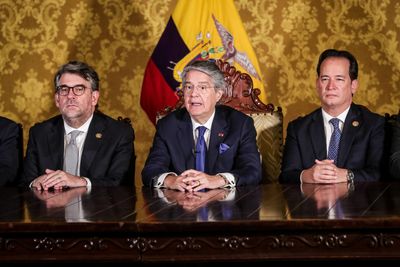 Reactions to Ecuador's Lasso dissolving Congress
