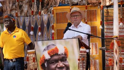 Prime Minister Anthony Albanese joins mourners at public memorial for Yunupingu