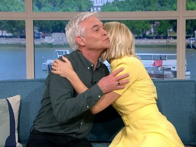 Phillip Schofield and Holly Willoughby share awkward moment on This Morning