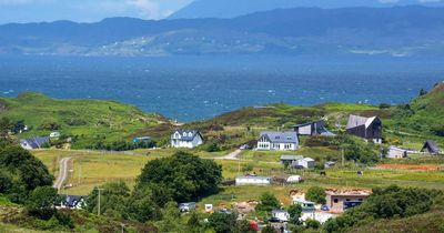 Remote Scottish island 'dream job' offers £60k salary, golden beaches and dolphin spotting