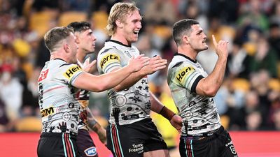 Penrith Panthers hand Brisbane Broncos second straight NRL loss via 15-4 triumph