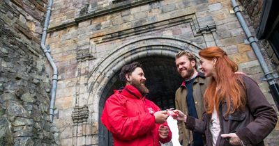 Edinburgh Castle seeks guides to show summer tourists around iconic attraction