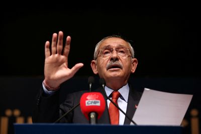 Erdogan rival pledges to repatriate all refugees before Turkey runoff