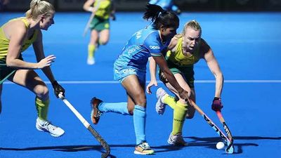 Indian women lose 2-4 to Australia in first hockey Test