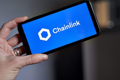 Coinbase Cloud joins Chainlink as a node operator in a bid to improve crypto infrastructure