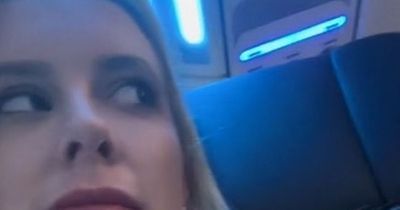 Baffled mum seeks help identifying mystery celeb on her flight - and he replies