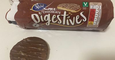 Aldi pokes fun at shop 'selling McVitie's chocolate digestives for £5.39'