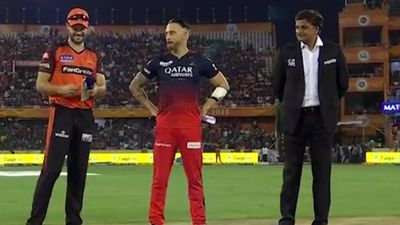 IPL 2023: RCB skipper Faf du Plessis wins toss, opts to bowl against SRH
