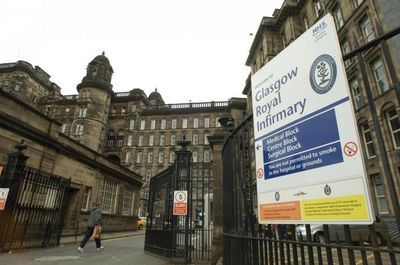 Police called to reports of alleged 'gun alert' at Glasgow hospital