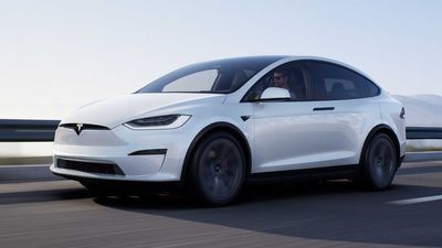 Track Mode Coming To Tesla Model X Plaid, Says Elon Musk