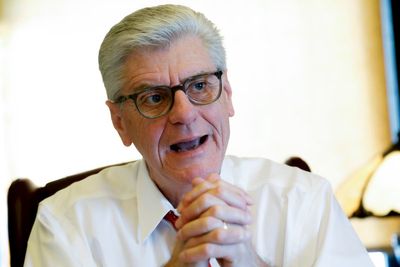 News site CEO apologizes to Mississippi ex-Gov. Bryant over welfare comments
