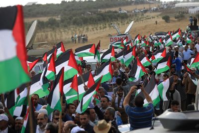 Israel fires on Palestinians protesting ‘flag march’ in Gaza