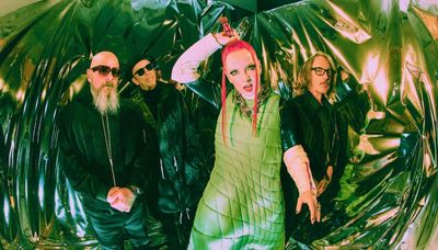 Garbage’s Shirley Manson excited about band’s victory ‘lap of honor’ on Noel Gallagher tour
