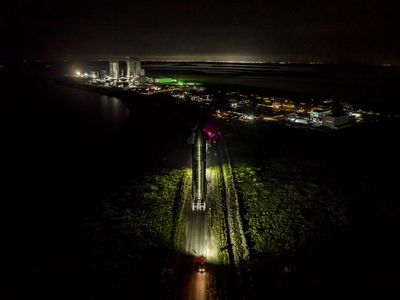 SpaceX rolls next Starship prototype out to pad for engine test (photo)