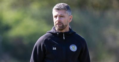 Stephen Robinson says he 'can't wait forever' for out of contract stars to commit to St Mirren