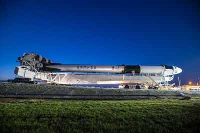SpaceX rolls rocket to pad for Sunday's Ax-2 private astronaut launch (photos)