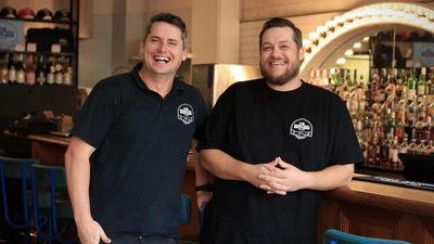 Wollongong burger bar owners create Barstool Brothers mental health training for hospitality industry