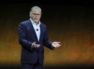 Warner's Zaslav Calls on Rival Media Giants to Bundle Their Subscription Streaming Services Together