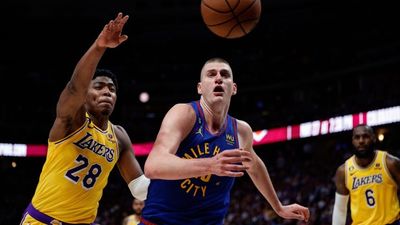 Nuggets Coach Gives Cheeky Response When Asked About Lakers’ Nikola Jokic Strategy