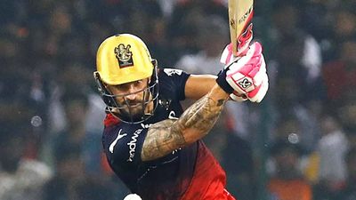 South Africa will be missing a trick if they don't take Faf Du Plessis to the World Cup: Dinesh Karthik