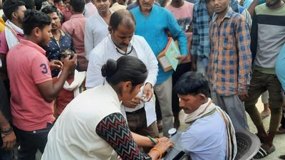 Spurious liquor deaths | Do not spread rumours, believe in unverified statements, Kallakurichi police appeal to public