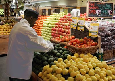 Our bodies respond differently to food. A new study aims to find out how
