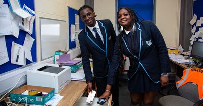 Students agree to give up social media during their exams to boost grades