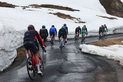 Giro d'Italia Live: Rubio wins reduced stage 13; Thomas keeps hold of the pink jersey; Pinot and Capeda miss out on stage in bad-tempered battle; Pedersen abandons; Evenepoel Tour of Britain-bound?