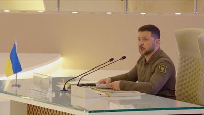 Ukraine's Zelenskiy seeks support for peace plan at Arab League summit