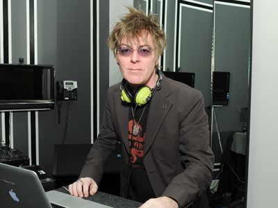 The Smiths bassist Andy Rourke has died