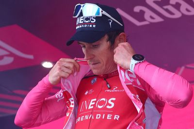 Geraint Thomas continues to lead Giro d’Italia as rain reigns