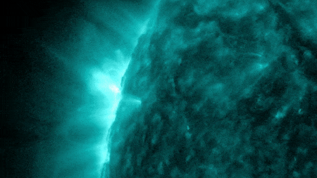 Watch this giant sunspot erupt in barrage of powerful solar flares as it turns to face Earth (video)