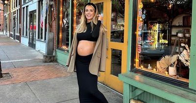 Laura Anderson shows off growing baby bump as she enjoys USA getaway
