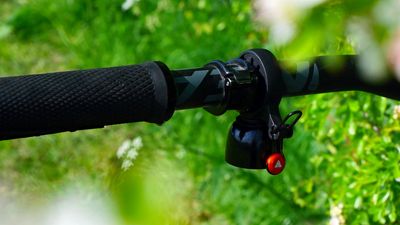 Granite Cricket Bell review – two-mode cycling bell