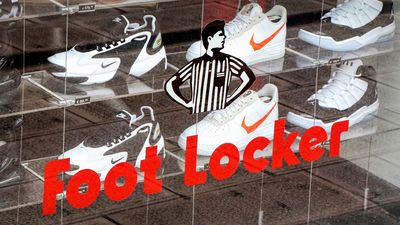 Foot Locker Plunges on Earnings Report but Nears Vital Support