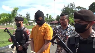 Detention of Australian arrested on drunken rampage in Indonesia extended as negotiations stall