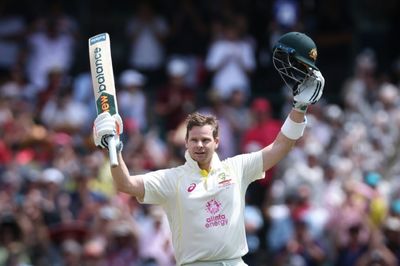 Australia's Smith misses out on Sussex century