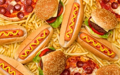 Risk of depression: Another reason to avoid ultra-processed foods