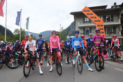 Compromise on short stage avoids Giro d'Italia rider strike and chaos