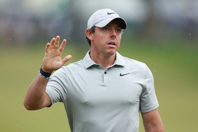 McIlroy 'can't believe' he's only five back at PGA