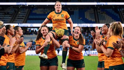Wallaroos subdue Fijiana 22-5 to send skipper Shannon Parry out on a winning note