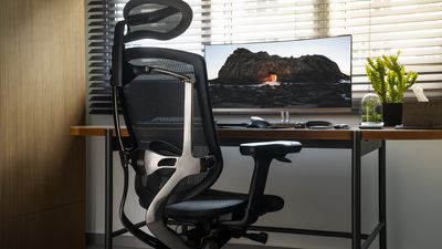 NeueChair review: gaming comfort, office styling