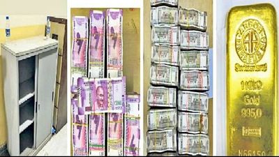 Rajasthan: Over Rs 2.31 crore cash, gold found at Information Tech Dept in Yojna Bhawan in Jaipur