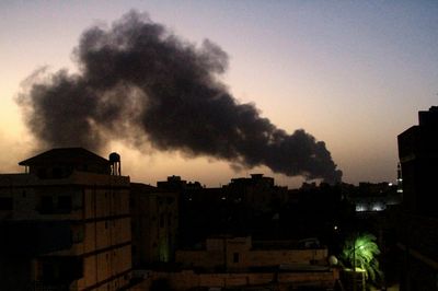 Air strikes shake Khartoum, Qatar embassy attacked