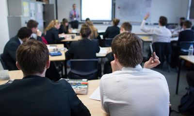 Class sizes in England could go up to 60 warn heads in funding pay row