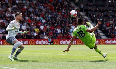 Manchester United on verge of top-four spot after Casemiro sinks Bournemouth