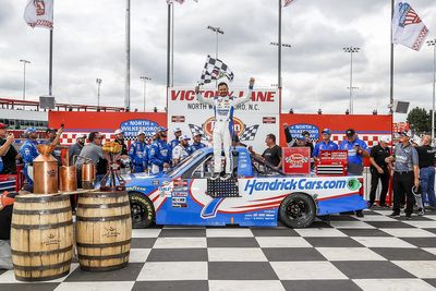 Larson wins Truck race in NASCAR's return to North Wilkesboro