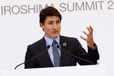 Canada will keep training Ukrainian soldiers, maybe pilots -Trudeau